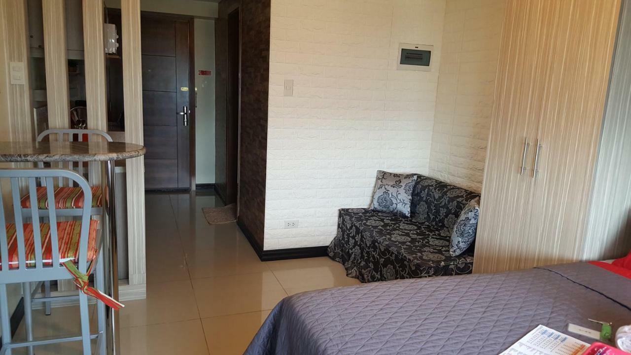 Khalil'S Horizons 101 Studio Type Condominium Cebu Stadt Exterior foto